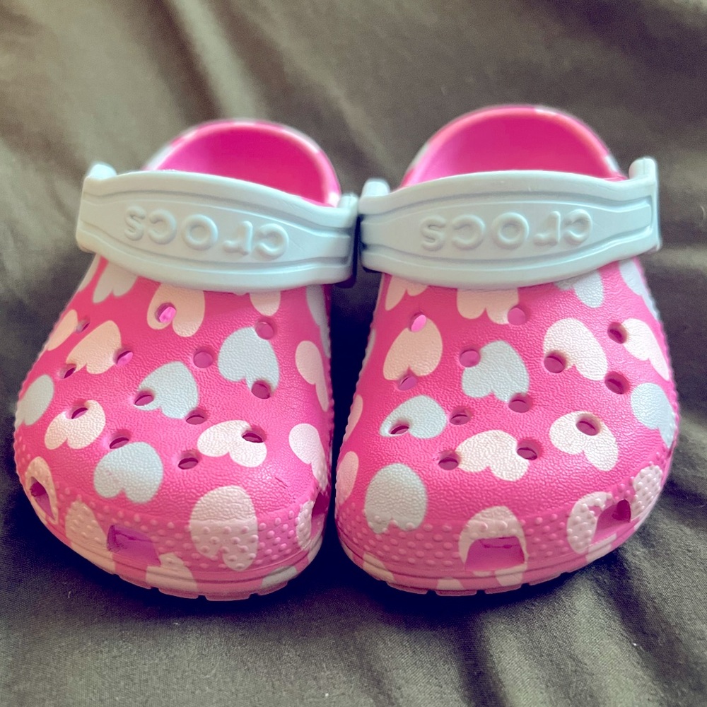 Toddler crocs, size 5, excellent condition!